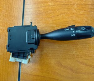 TOYOTA CONDOR 2003 INDICATOR SWITCH (P/NO: SC151332)