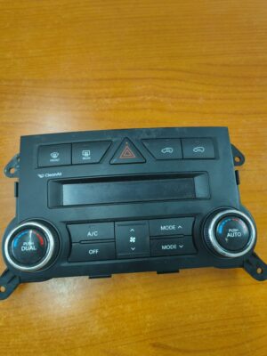 KIA SORENTO HEATER CONTROL SWITCH (P/N0 972502P751) USED