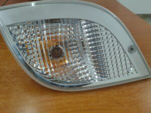 MERCEDES BENZ ATEGO TURN SIGNAL LAMP (P/N0 9738200621)NEW