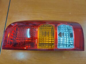 TOYOTA HILUX 2005TAIL LIGHT LAMP RIGHT HAND SIDE (P/N0 1155012) NEW