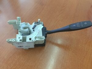 WIPER SWITCH MITSUBISHI (P/NO: MR329657)