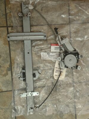 NISSAN UD WINDOW REGULATOR (P/NO: 807000Z00A)