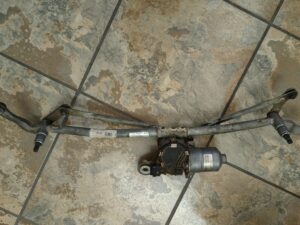 ISUZU KB250 WIPER MOTOR MECHANISM (P/NO: 93617064) SOLD